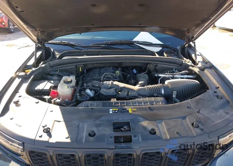 2022 Jeep Grand Cherokee Altitude 4X2 from USA, damaged, VIN 1C4RJGAG4N8600568